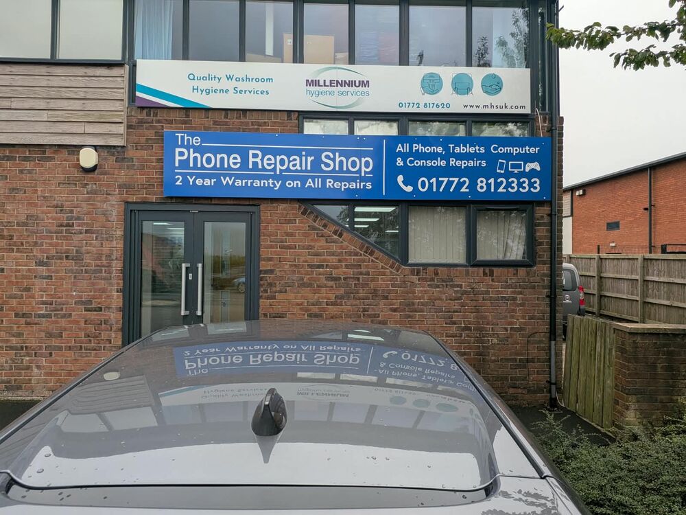 The Phone Repair Shop front at Tarleton Office Park